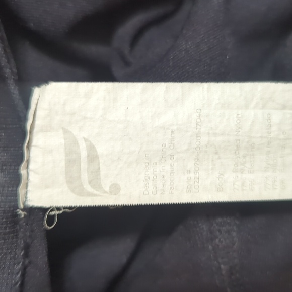 Fabletics Sync Seamless High-Waisted 7/8 Legging Color Black Size M - Picture 14 of 15